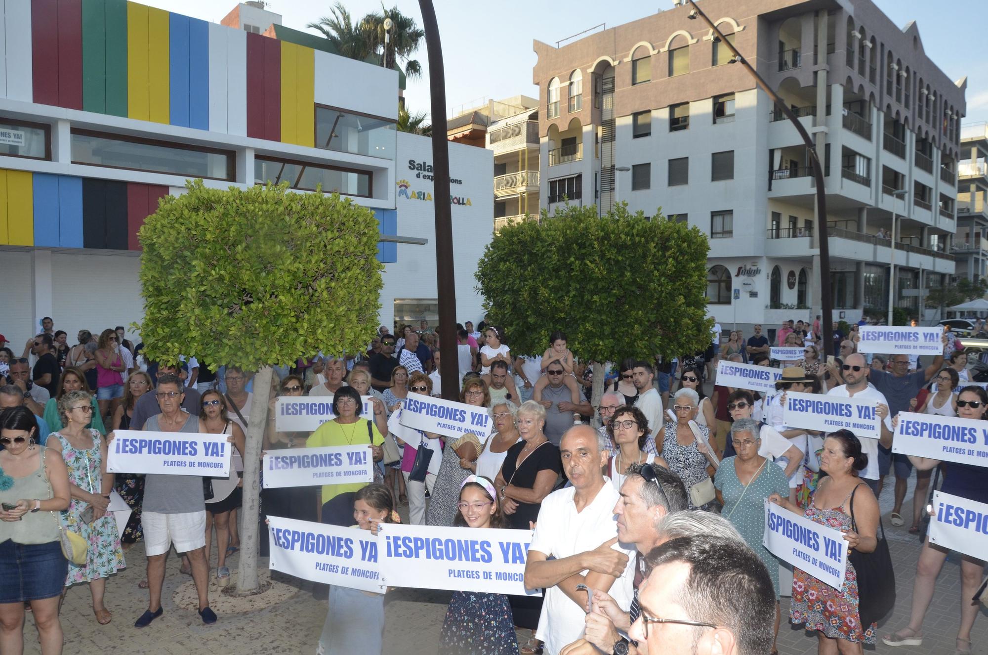 IMÁGENES: Castellón se planta ante la inacción de Costas