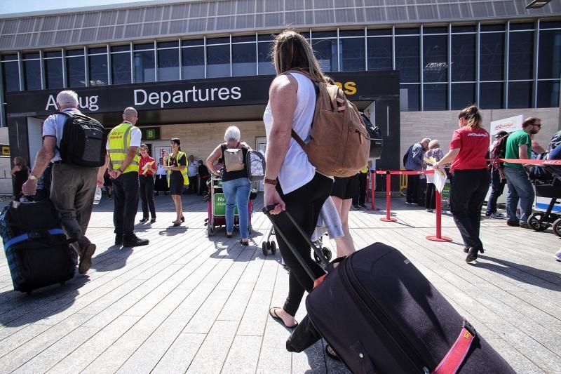 Situación en el aeropuerto de Tenerife Sur.