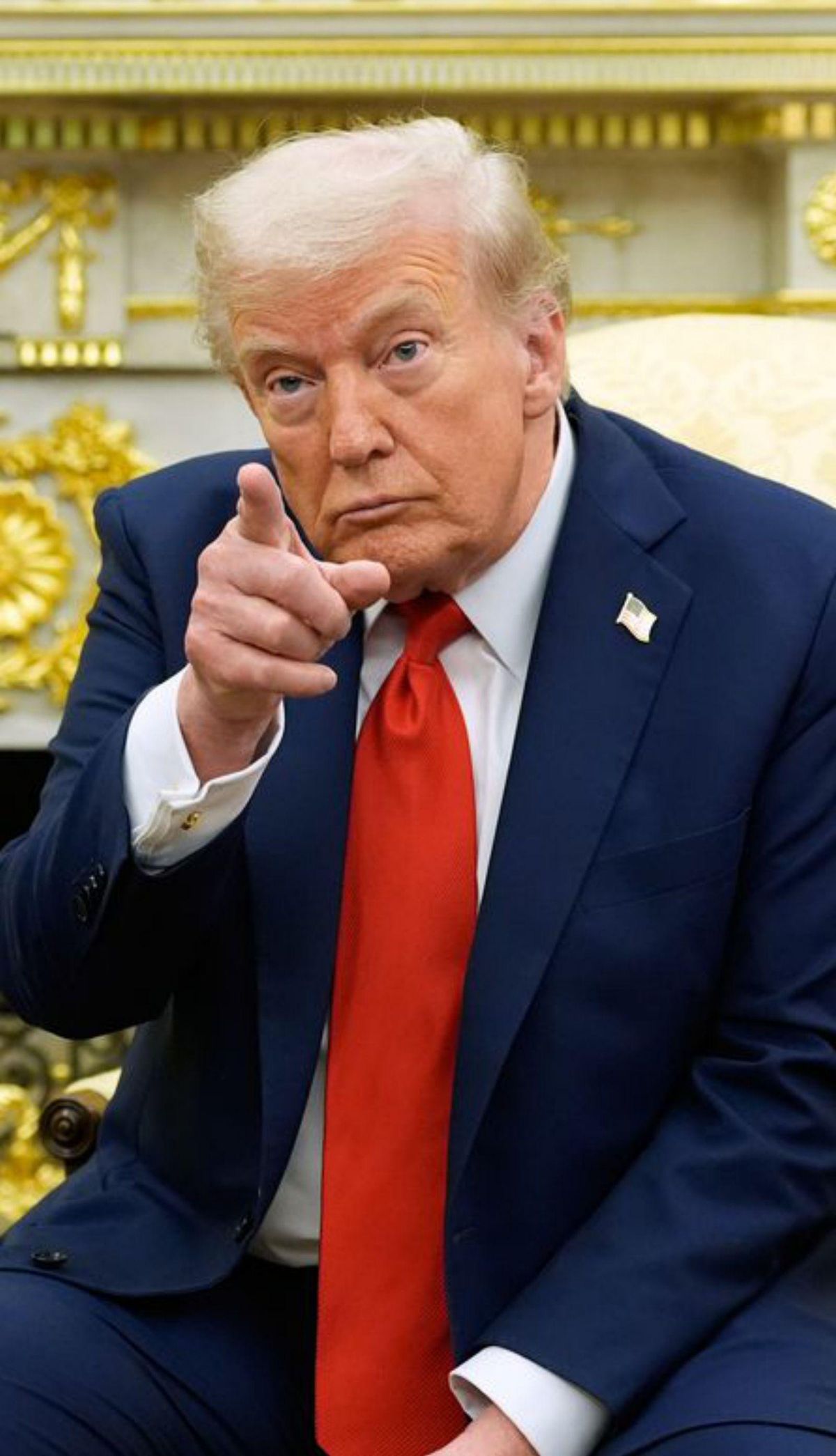 Trump diu que "potser" caldria expulsar Espanya de l’OTAN