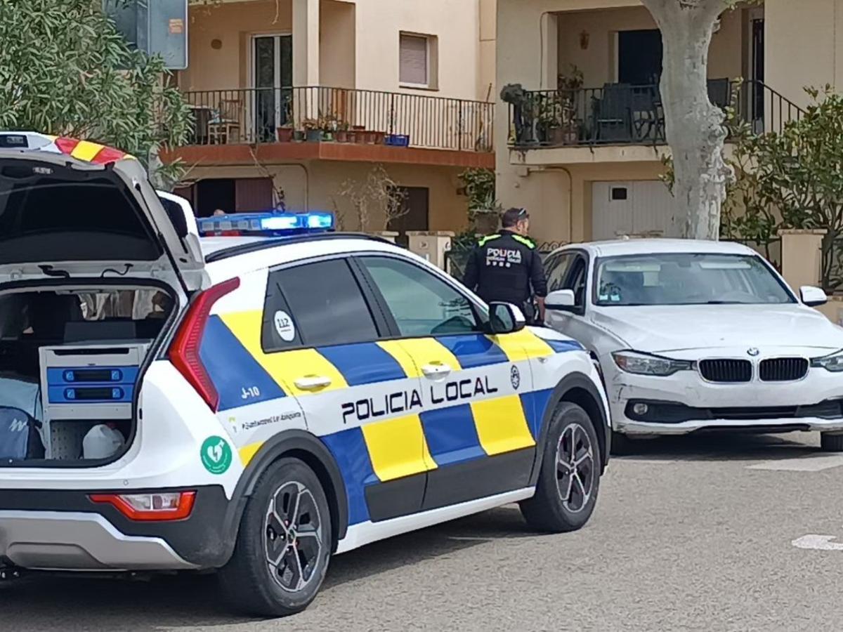 Una actuació de la Policia Local de la Jonquera.