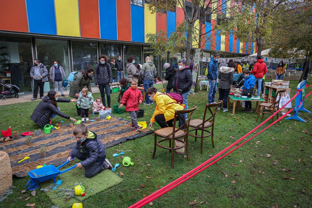 Fiesta de inauguración de las nuevas instalaciones de Fundesplai, en El Prat.