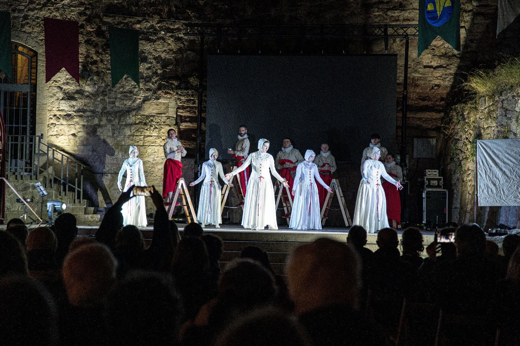 Concòrdia, conscienciació i castell de focs en la vigília de la Festa de la Llum de Manresa