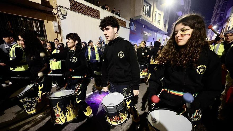 Galería: El correfocs de Dimonis de la Plana recorre las calles de Castelló