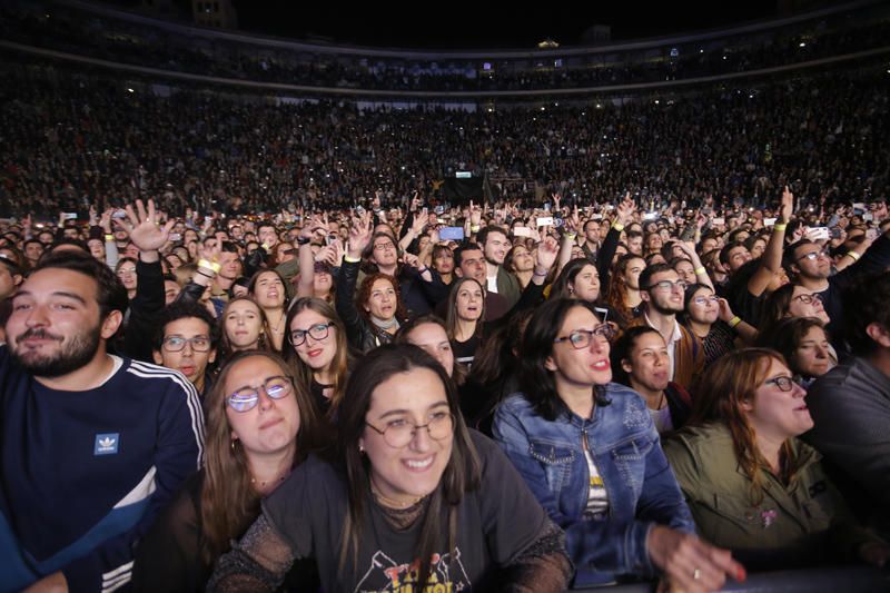 Concierto de Izal en la plaza de toros de València