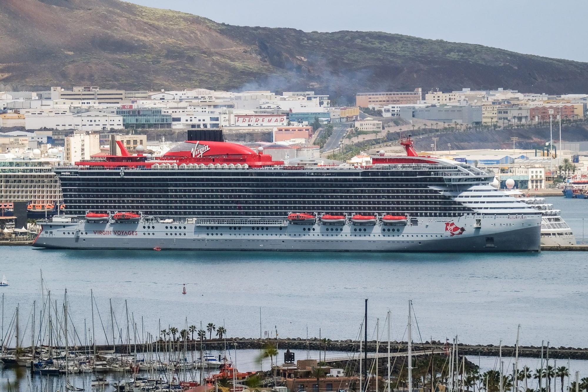 Primera escala en el Puerto de Las Palmas del crucero de lujo 'Valiant Lady'