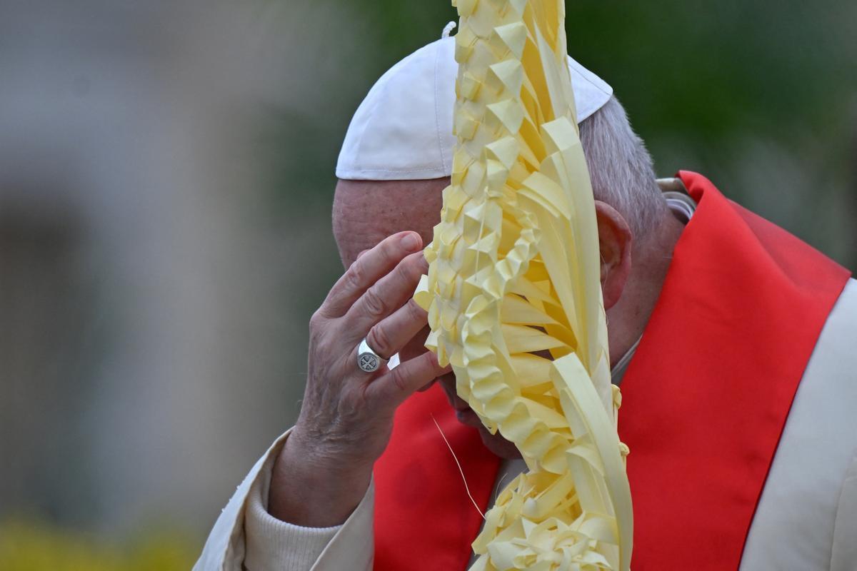 El Papa Francisco asiste a la Misa del Domingo de Ramos