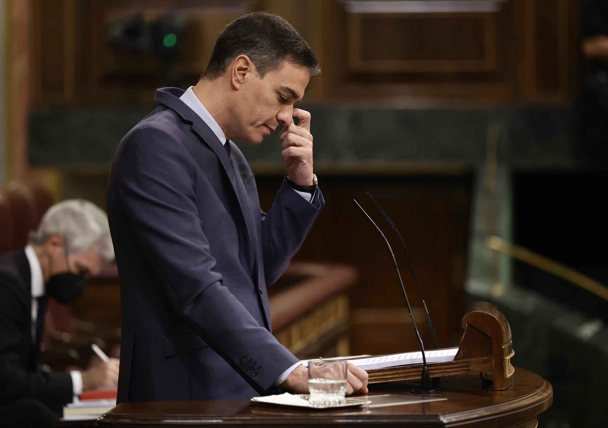 El presidente del Gobierno, Pedro Sánchez, interviene en una sesión plenaria, en el Congreso de los Diputados, a 30 de marzo de 2022.