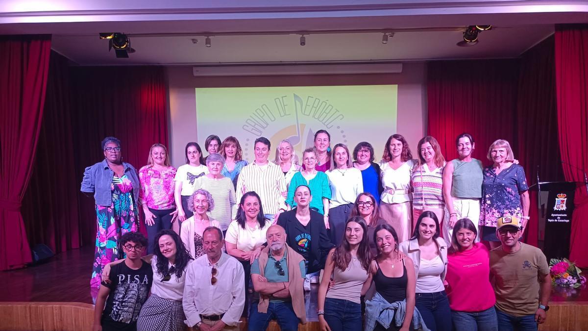 En vídeo: La emotiva despedida en Tapia de la profesora de aeróbic, Silvia García