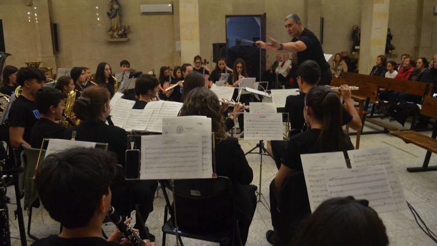 Banda Maestro Lupi: Música que traspasa fronteras