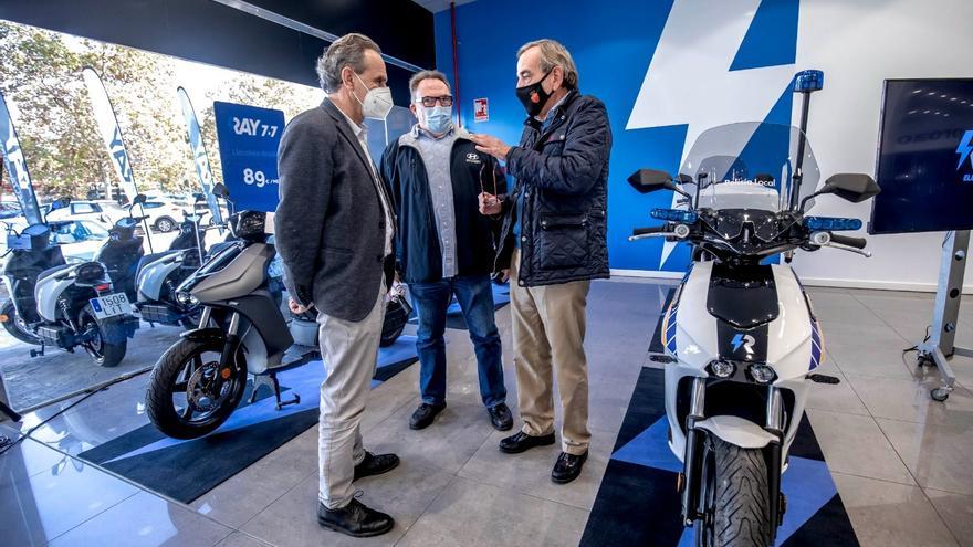 Proa Group presenta la motocicleta eléctrica Ray 7.7