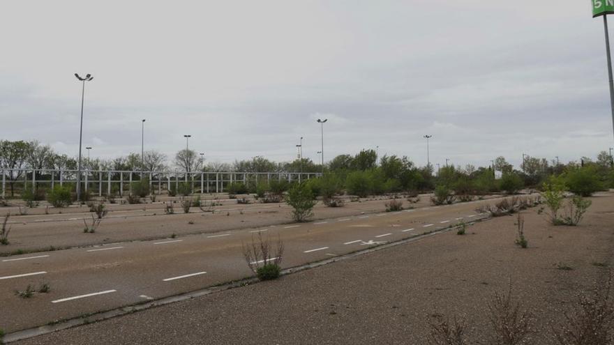 Estado actual de la explanada del Parking Norte.