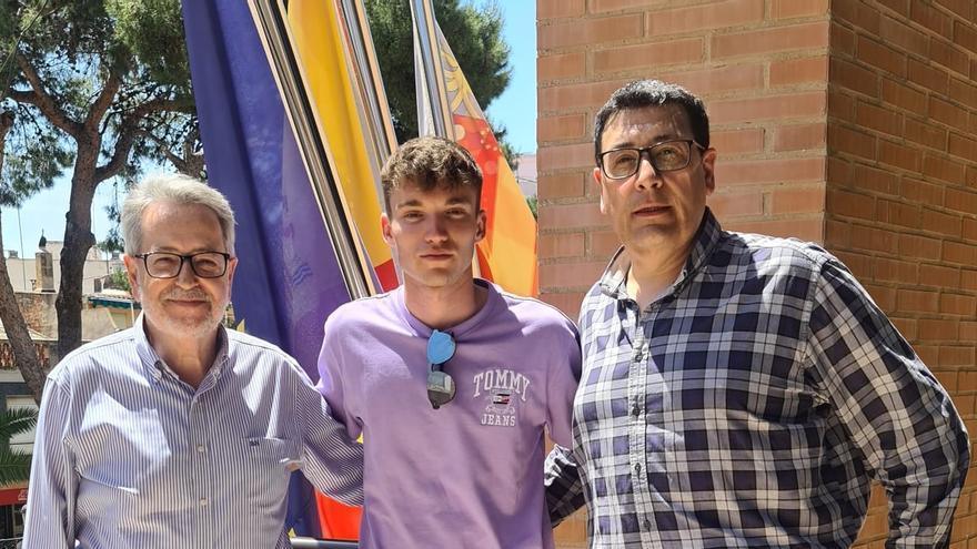 El Ayuntamiento de Albal felicita a Álex Primo, el joven de 17 años, que debutó en la portería del Levante UD