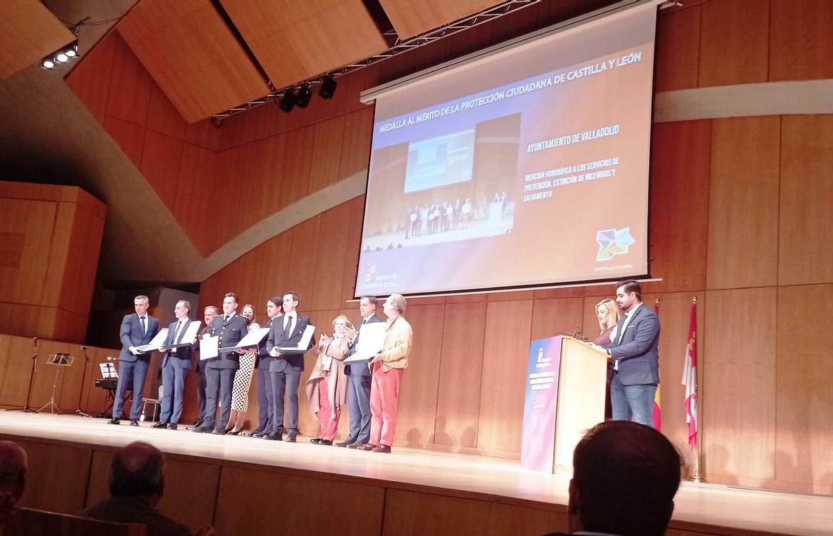 Los Bomberos de Zamora reciben la Medalla al Mérito de la Protección Ciudadana.
