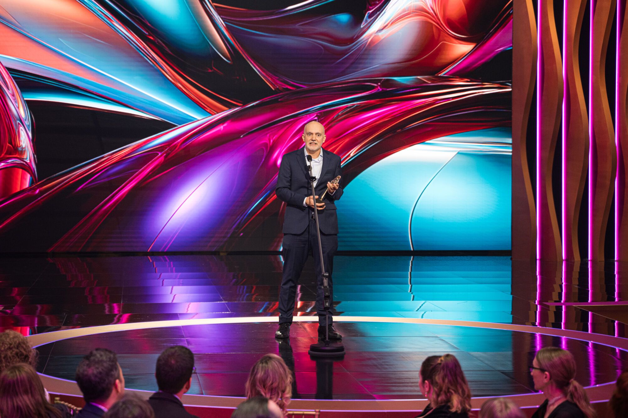 Aitor Tapia durante la gala de entrega de los Premios Feroz 2026, en el Pazo da Cultura, a 24 de enero de 2026, en Pontevedra, Galicia (España). Los Premios Feroz son entregados de manera anual por la Asociación de Informadores Cinematográficos de España desde 2014, con el objetivo de destacar lo mejor de la producción audiovisual del año, tanto en cine como en televisión. 24 ENERO 2026 Elena Fernández / Europa Press 24/01/2026. Aitor Tapia;Elena Fernández;