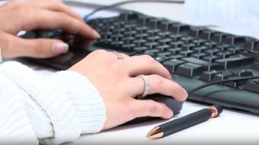 El detalle del contrato que desconoces: estás perdiendo tiempo y dinero