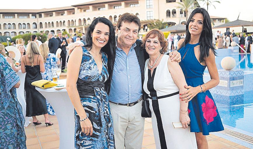 Belén Pérez, Ginés Pérez, Mari Reyes y María José Pérez