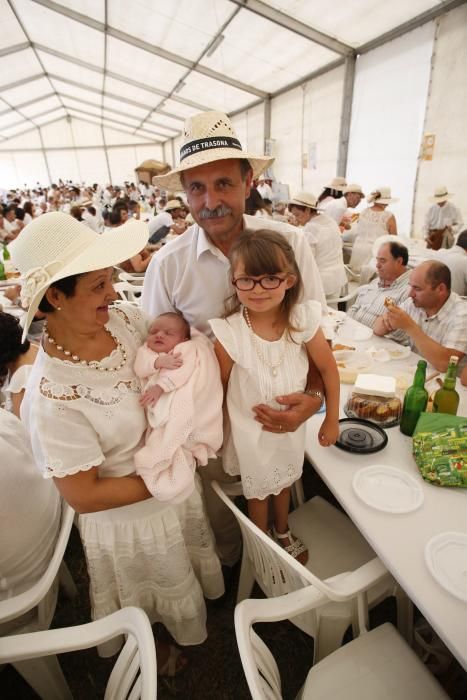 Trasona le pone son cubano a su fiesta