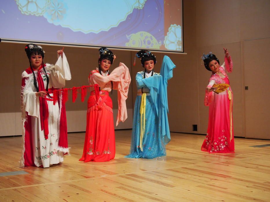 Celebració de l''Any Nou xinès a l''auditori Caputxins de Figueres