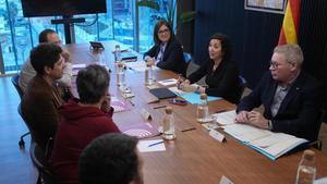 Reunión entre la Generalitat y los Comuns sobre los presupuestos catalanes