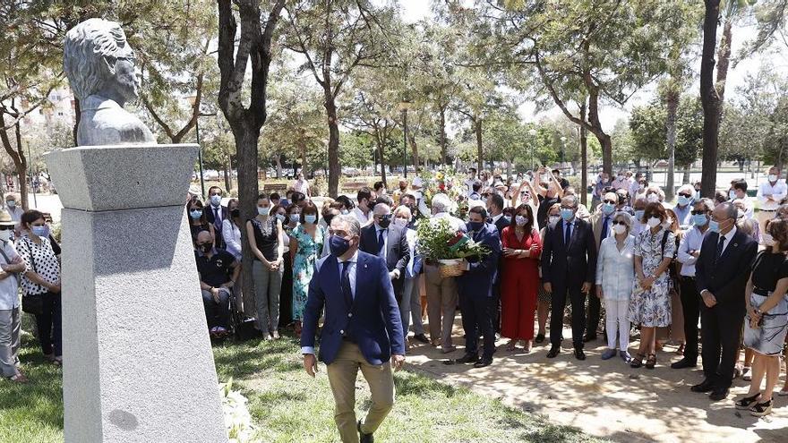 Homenaje a Martín Carpena.