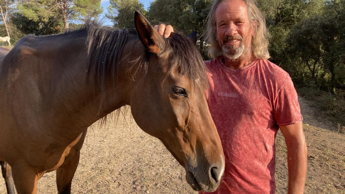 Edu Pozo amb un dels seus cavalls