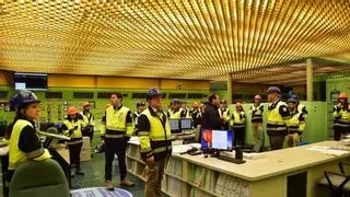 La delegación de eurodiputados visita Almaraz y conoce de primera mano el funcionamiento de la central nuclear