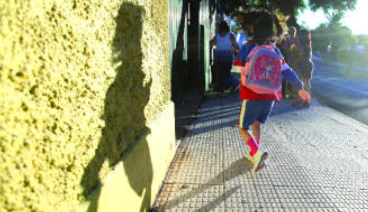 Canarias cree importante saber si es posible abrir guarderías y colegios en la desescalada