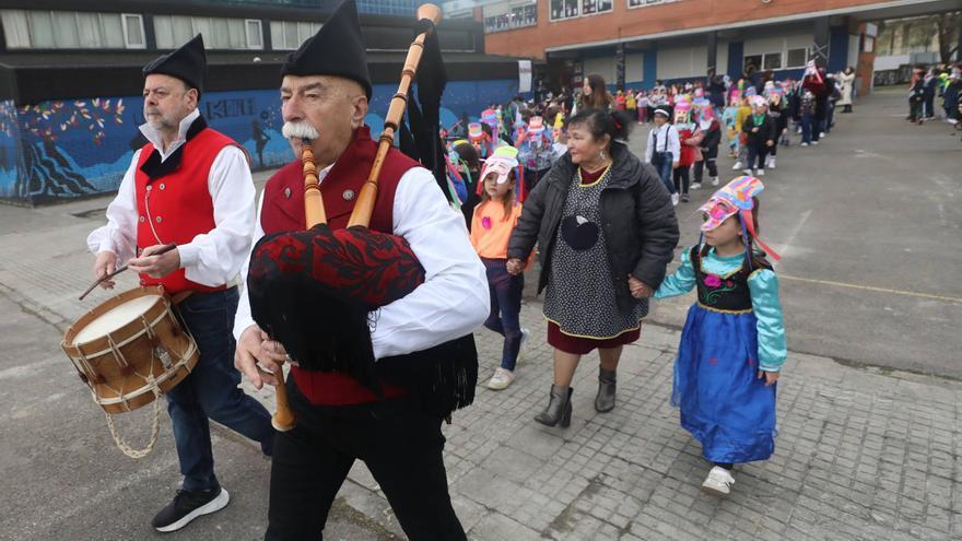 Un patio para el Antroxu de antes