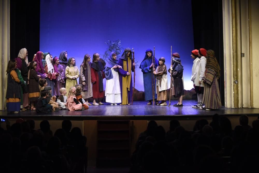 Representació dels Pastorets a la sala Els Carlins de Manresa