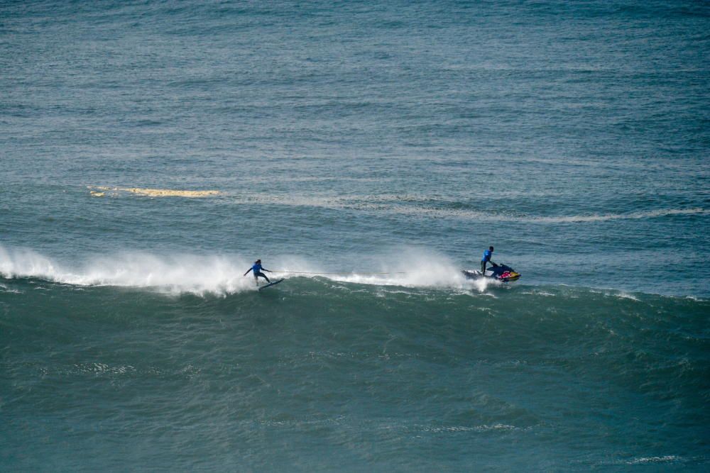 World Surf League: Nazare Tour Surfing Challenge