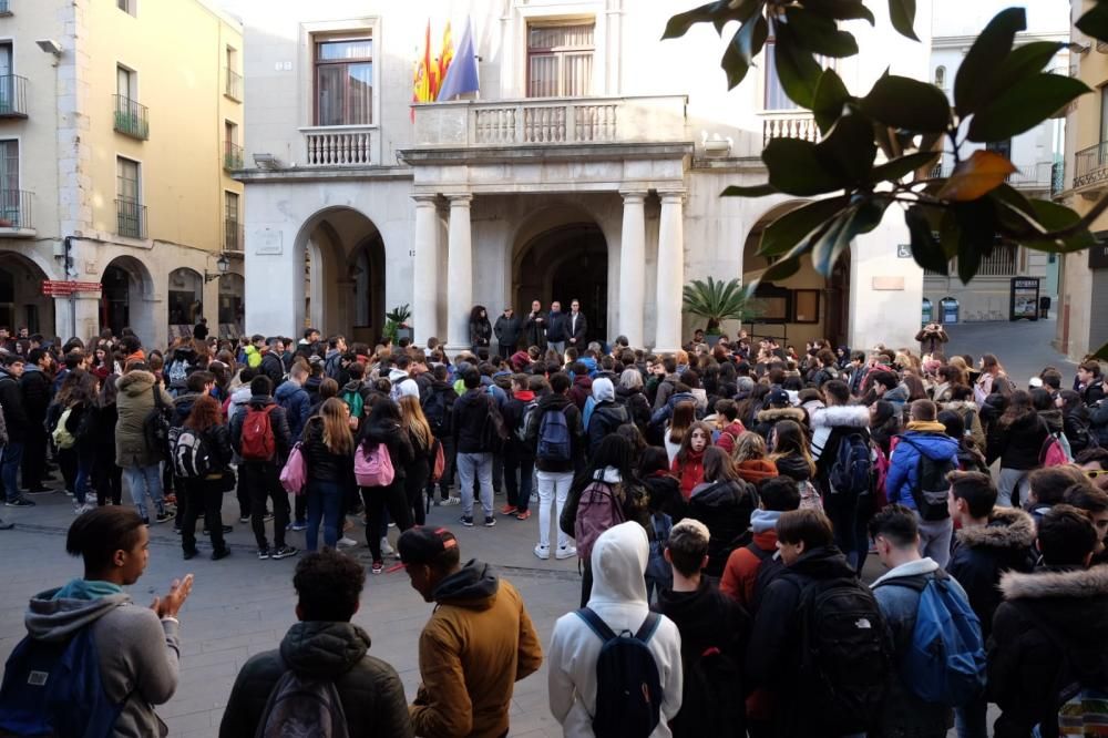 Els estudiants recorden els Camins de l''Exili