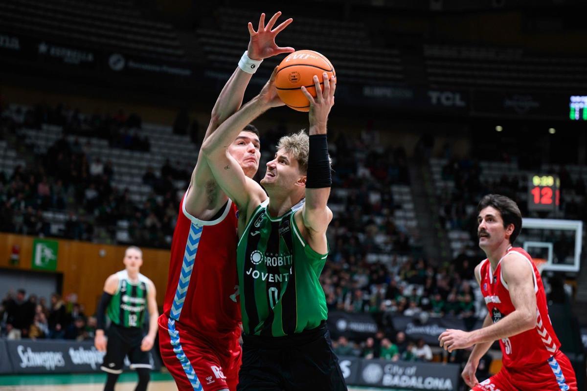 Drell jugó una buena primera mitad, anotando siete puntos para la Penya
