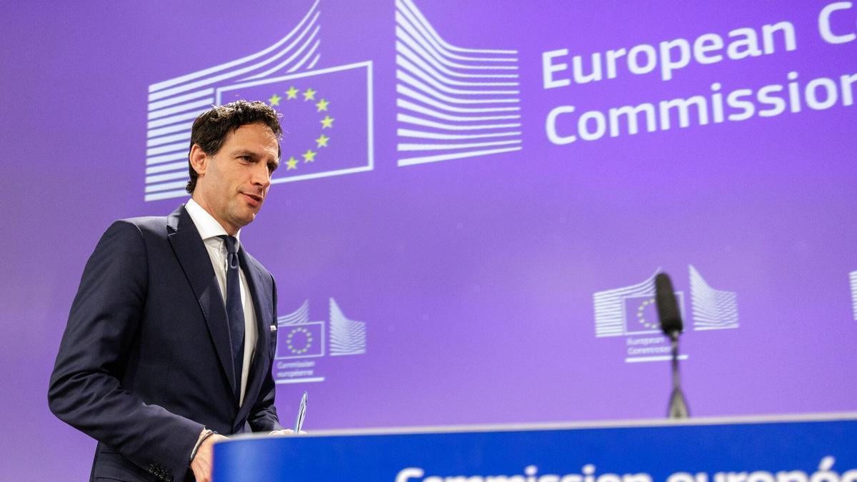 La Comisión propone deducciones fiscales en algunas inversiones en I+D para competir con EEUU