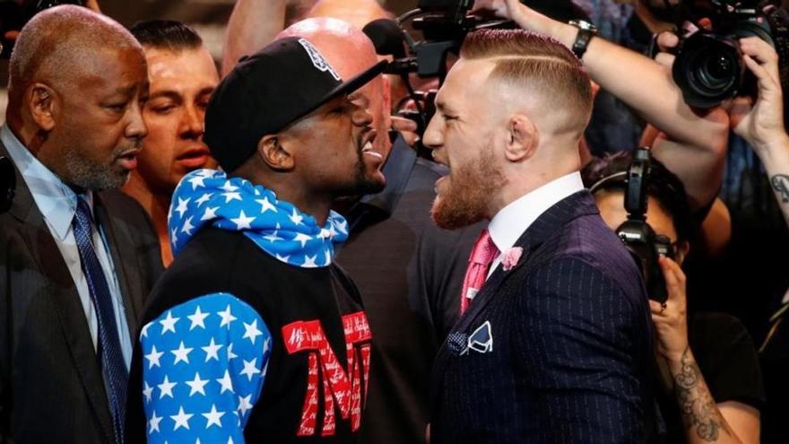 Mayweather y McGregor se chulean en el primer cara a cara