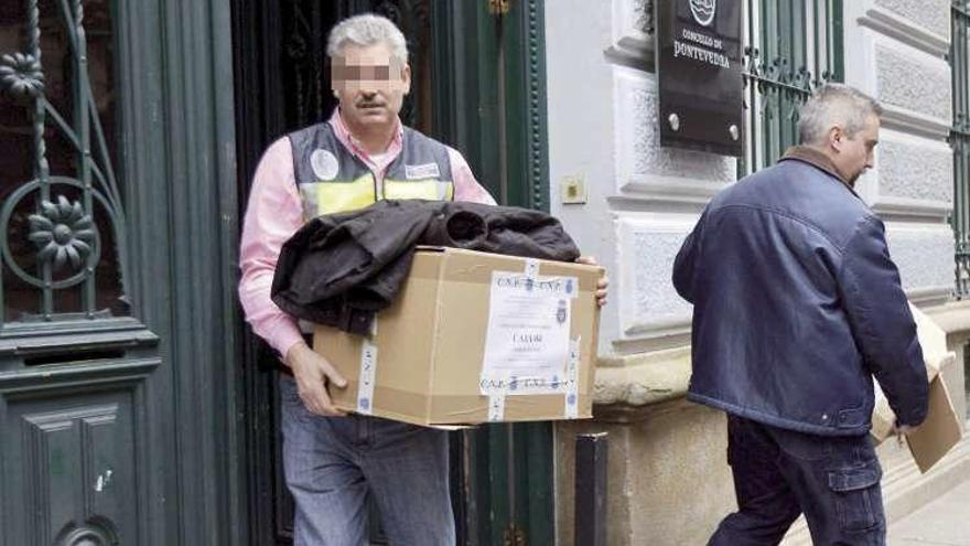 La documentación intervenida en Pontevedra , a los juzgados.