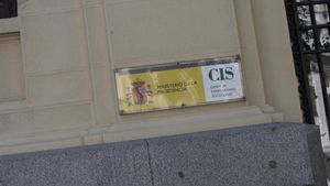 La crisi econòmica continua sent el primer problema per als espanyols i la covid puja al segon lloc per l’òmicron