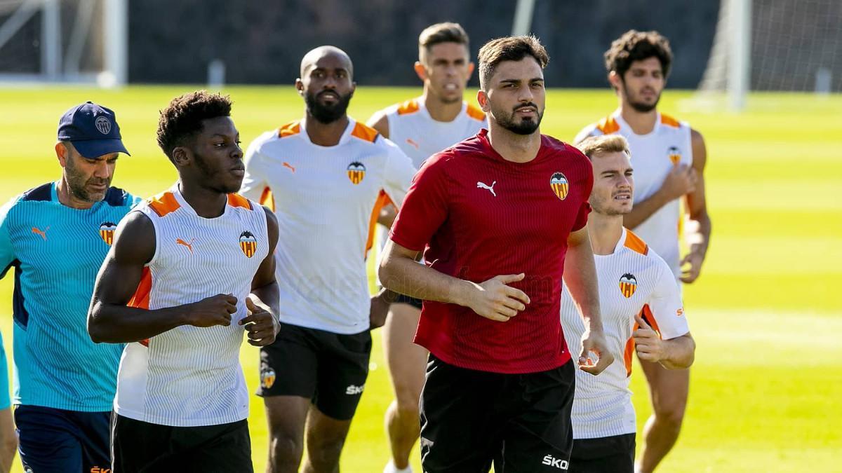 Imagen de la sesión de entrenamiento del Valencia