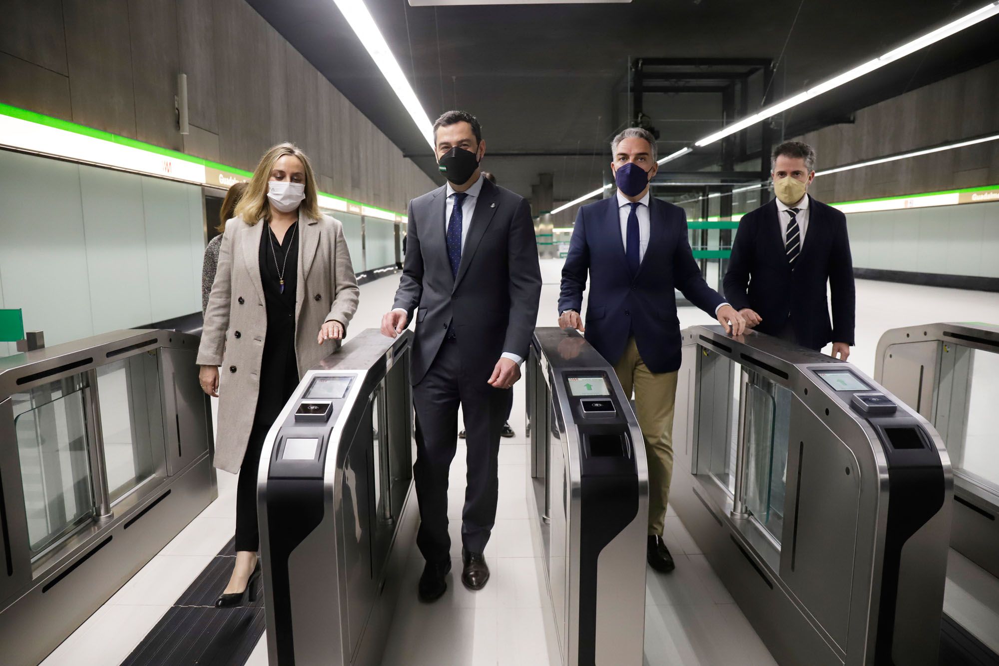 Pruebas en el tramo del metro de Málaga y visita a la estación de Atarazanas