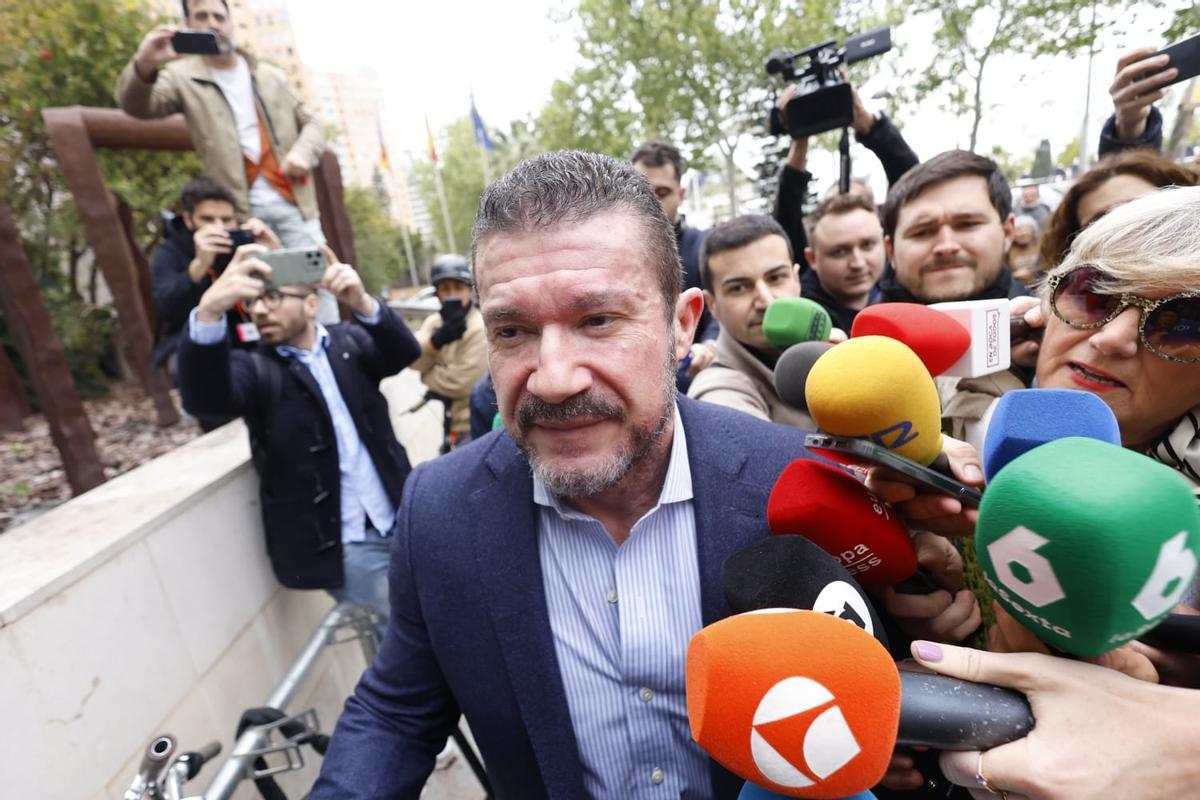 Argüeso llega a la Ciudad de la Justicia para declarar como investigado