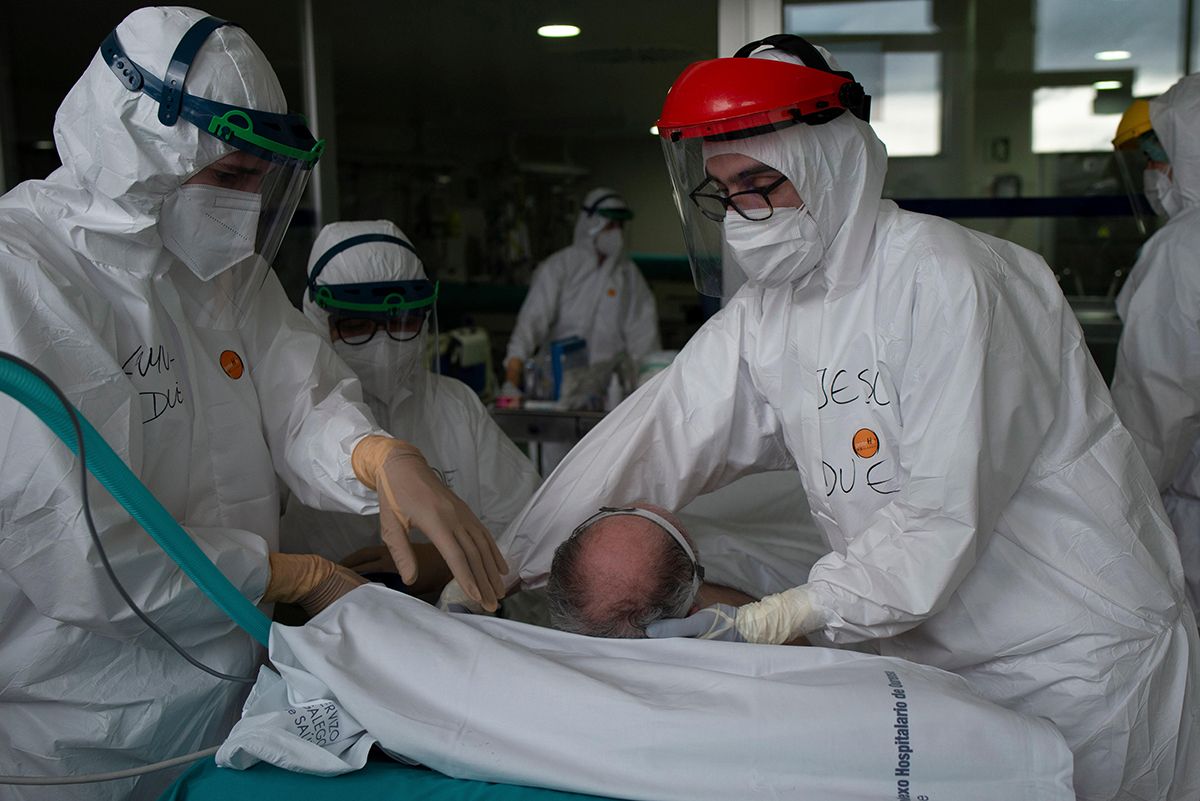 En el interior de una uci del hospital de Ourense