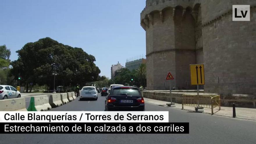 Los conductores huyen del cauce del río y alivian el atasco de Blanquerías