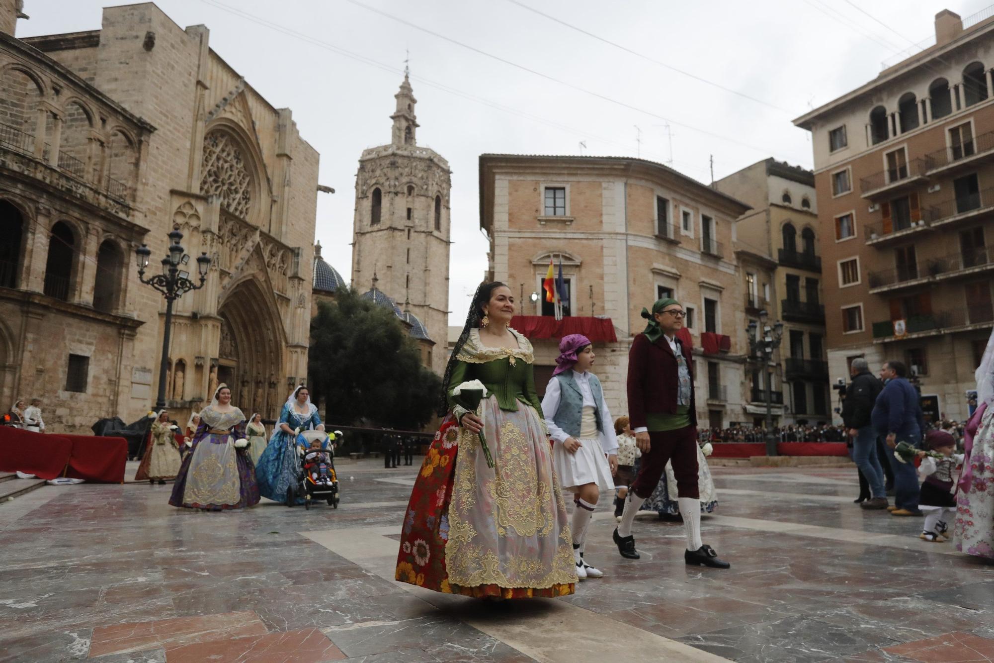 Búscate en el segundo día de ofrenda por la calle de la Paz (entre las 17:00 a las 18:00 horas)