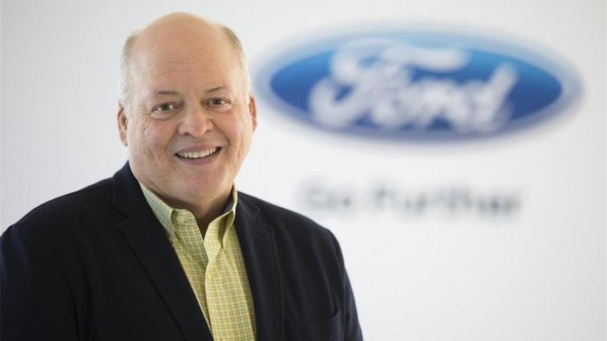 Ford sustituye a Mark Fields por James Hackett al frente de la compañía