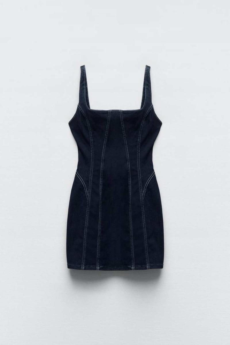 Vestido mini denim oscuro de Zara