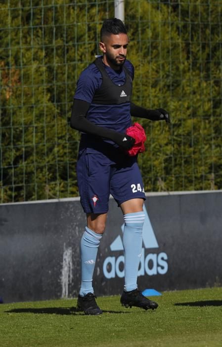 Entrenamiento del Celta en A Madroa, con presencia de Michel Salgado