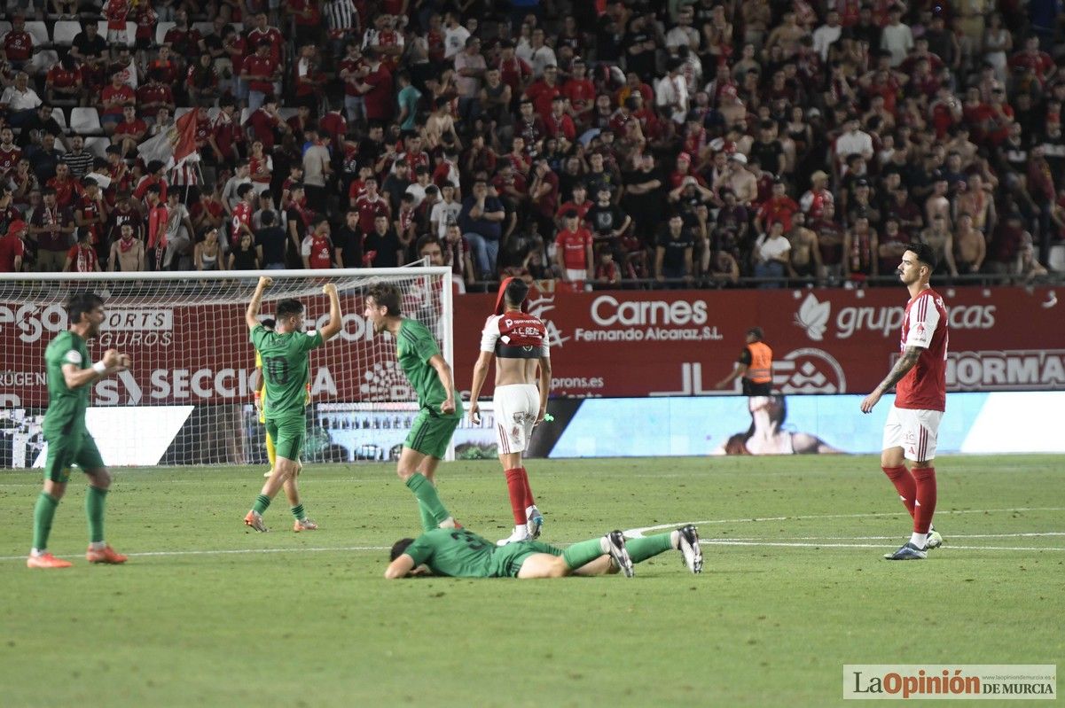 Así fue el encuentro del play off del Real Murcia y el Nástic en la lucha por el ascenso