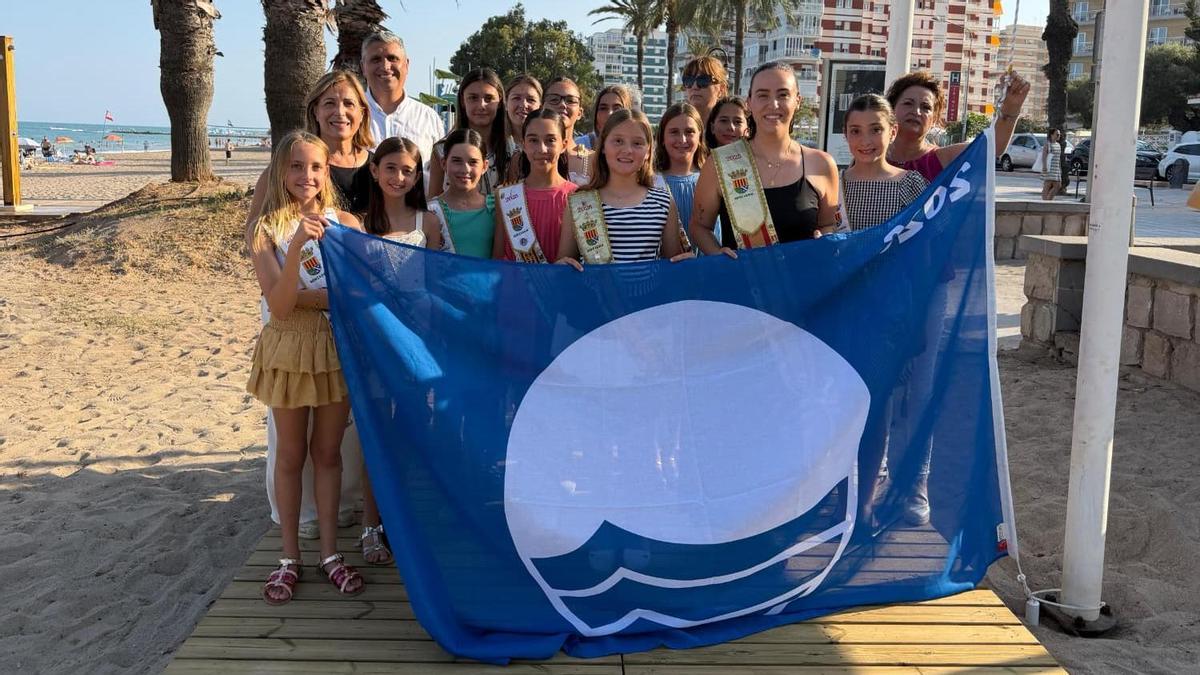BANDERAS PLAYAS BENICÀSSIM I Benicàssim mantiene el 100% de sus playas con Bandera Azul y todos los sellos de calidad