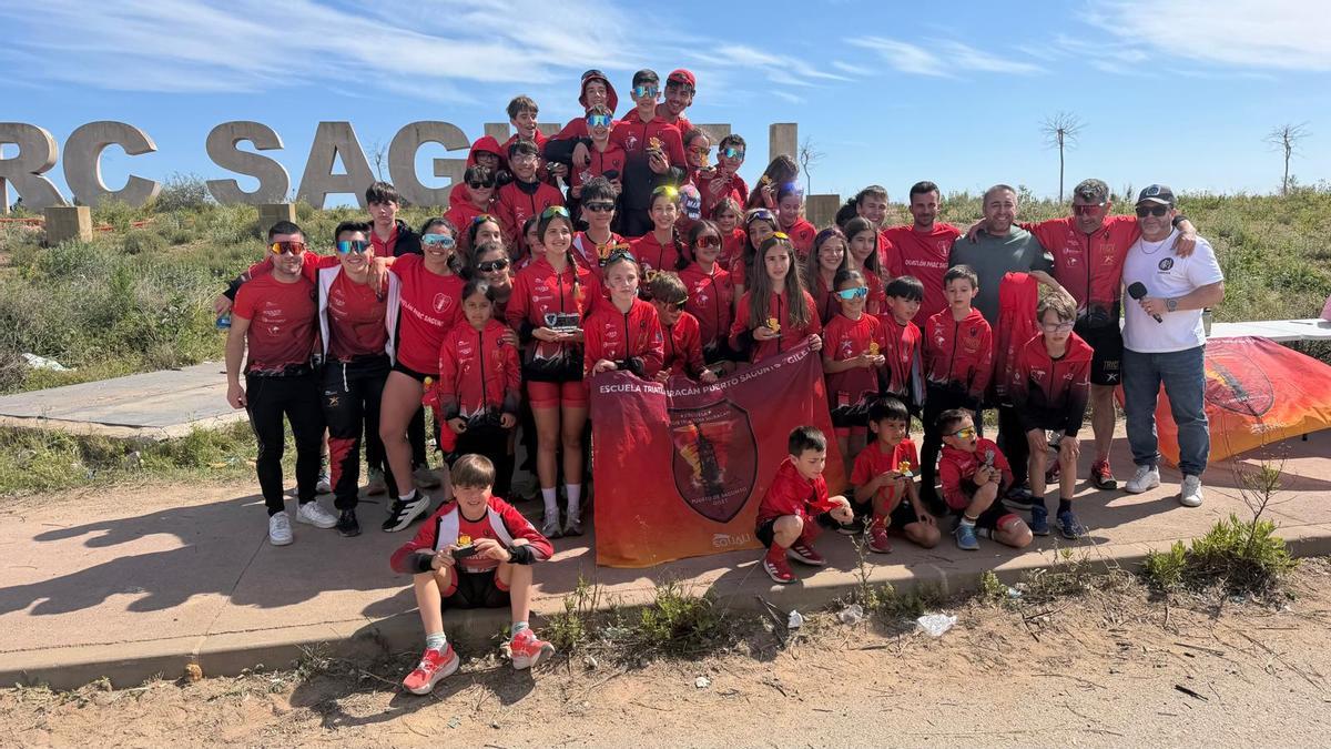 Escuela del CT Huracán.