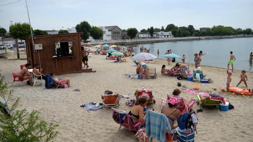 El Concello de Vilagarcía demanda la gestión directa de los kioscos de temporada en las playas