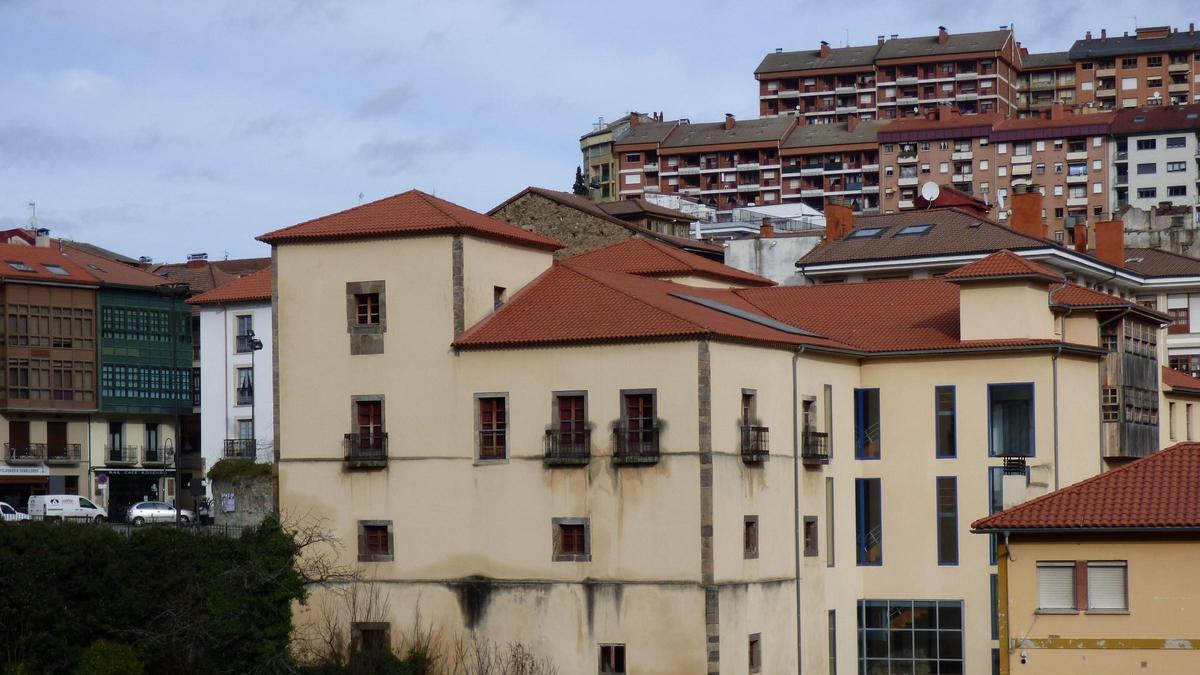 La Casa de Cultura de Cangas del Narcea.
